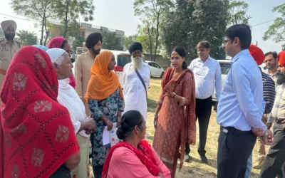 ਡਿਪਟੀ ਕਮਿਸ਼ਨਰ ਨੇ ਪਿੰਡ ਖਰੋਲਾ ‘ਚ ਲੱਗੇ ਜਨ ਸੁਵਿਧਾ ਕੈਂਪ ਦਾ ਲਿਆ ਜਾਇਜ਼ਾ