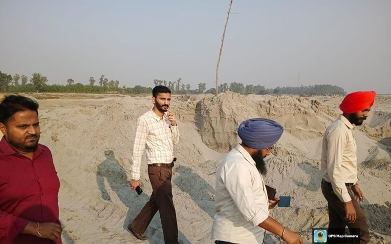 Mining Department officials inspecting the sand mining in Dharamkot area of Moga on Sunday. Tribune photo