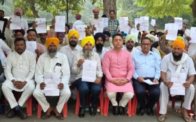 ਸੁਨਾਮ ਦੇ 11 ਪਿੰਡਾਂ ਦੇ 82 ਹੜ੍ਹ ਪੀੜਤਾਂ ਮੁਆਵਜ਼ਾ ਰਾਸ਼ੀ ਦੇ ਮਨਜ਼ੂਰੀ ਪੱਤਰ ਸੌਂਪੇ ਗਏ 