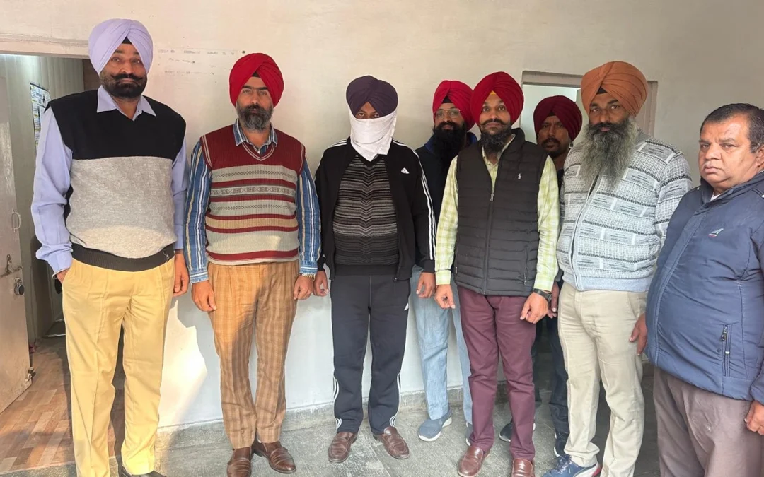 ਵਿਜੀਲੈਂਸ ਬਿਊਰੋ ਵੱਲੋਂ 25000 ਰੁਪਏ ਲੈਂਦਾ ਪਟਵਾਰੀ ਕਾਬੂ