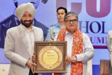 ’ਸੀਯੂ ਸਕਾਲਰਜ਼ ਸਮਿਟ-2025’ ਮੌਕੇ ਵਿਦਿਆਰਥੀਆਂ ਨੂੰ ਕੀਤਾ ਸਨਮਾਨਤ