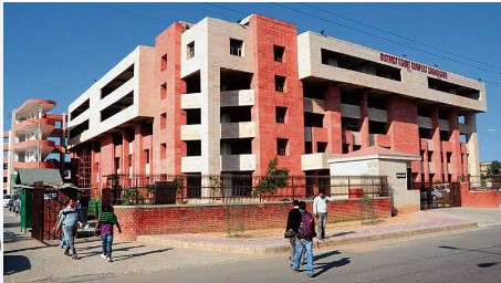 ਚੰਡੀਗੜ੍ਹ ਜਿ਼ਲ੍ਹਾ ਅਦਾਲਤ ਨੂੰ ਮਿਲੀ ਬੰਬ ਨਾਲ ਉਡਾਉਣ ਦੀ ਧਮਕੀ