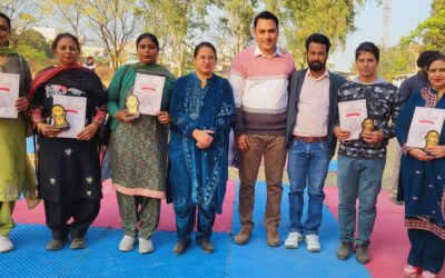 ਬਲਾਕ ਪੱਧਰੀ ਕਰਾਟੇ ਟੂਰਨਾਮੈਂਟ ਦੌਰਾਨ ਅਧਿਆਪਕਾਂ ਨੂੰ ਕੀਤਾ ਸਨਮਾਨਤ