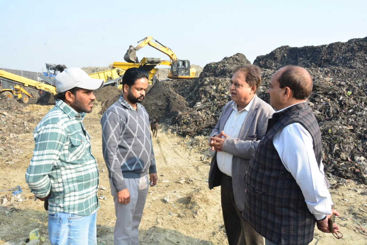 Myor Kundan Gogia garbage