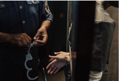 Prisoner Escape Prisoner escapes