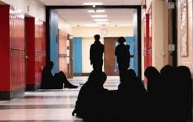 12 ਸਾਲ ਦੀ ਉਮਰ ਤੋਂ ਹੀ ਸਕੂਲੀ ਵਿਦਿਆਰਥੀਆਂ ਨੂੰ ਨਸ਼ੇ ਦੀ ਆਦਤ ਦਾ ਖ਼ਤਰਾ