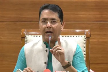 ਦਫ਼ਤਰਾਂ ਅੱਗੇ ਹੁਣ ਨਹੀਂ ਲੱਗਦੀ ਕਤਾਰ-ਬਰੂਹਾਂ `ਤੇ ਸੇਵਾਵਾਂ ਦੇ ਰਹੀ ਸਰਕਾਰ : ਅਰੋੜਾ