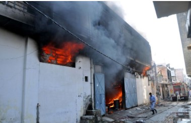 ਫੈਕਟਰੀ ਵਿਚ ਅੱਗ ਲੱਗਣ ਕਾਰਨ ਸਮਾਨ ਹੋਇਆ ਸੜ ਕੇ ਸੁਆਹ