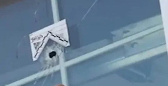 ਪੰਜਾਬੀ ਗਾਇਕ ਦੇ ਘਰ ਗੋਲੀਆਂ ਚਲਾ ਕੀਤੀ ਫਿਰੌਤੀ ਦੀ ਮੰਗ