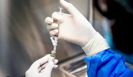 ਔਰਤ ਨੇ ਆਪਣੇ ਸਾਬਕਾ ਪ੍ਰੇਮੀ ਦੀ ਪਤਨੀ ਨੂੰ ਲਾਇਆ ਐੱਚ. ਆਈ. ਵੀ. ਦਾ ਟੀਕਾ