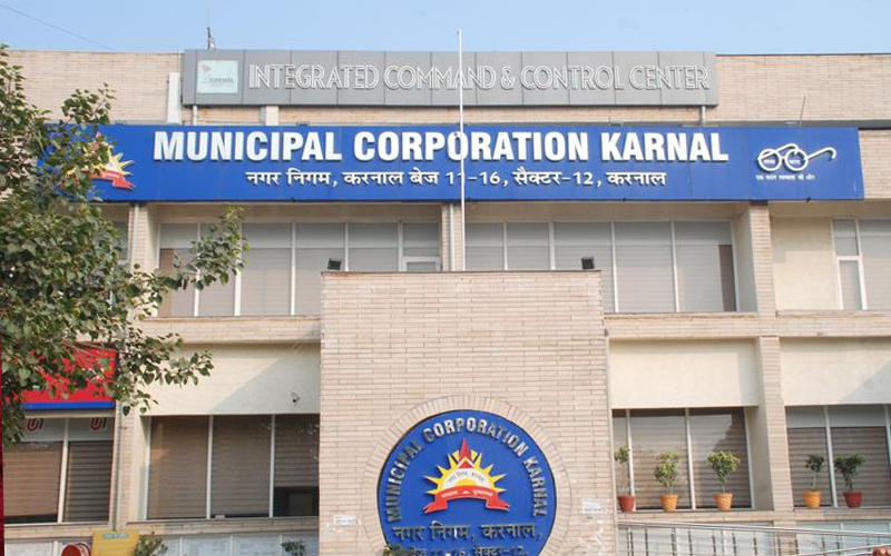 Karnal MC Bans Staff Mobile Use to Speed Up Public Work