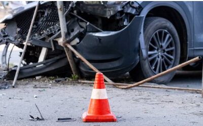 ਕਾਰ ਸੜਕ ਹਾਦਸੇ ਵਿਚ ਤਿੰਨ ਵਿਅਕਤੀਆਂ ਦੀ ਹੋਈ ਮੌਤ ਇਕ ਜ਼ਖ਼ਮੀ