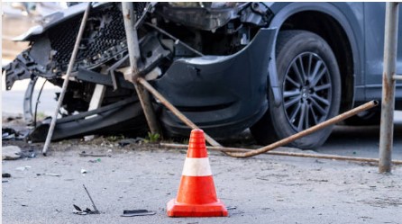 ਕਾਰ ਸੜਕ ਹਾਦਸੇ ਵਿਚ ਤਿੰਨ ਵਿਅਕਤੀਆਂ ਦੀ ਹੋਈ ਮੌਤ ਇਕ ਜ਼ਖ਼ਮੀ