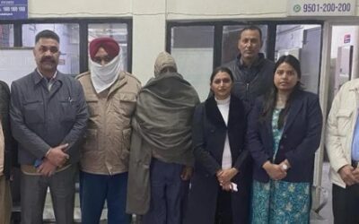 ਦੋ ਵਿਅਕਤੀਆਂ ਨੂੰ ਵਿਜੀਲੈਂਸ ਬਿਊਰੋ ਨੇ ਰਿਸ਼ਵਤ ਲੈਂਦਿਆਂ ਰੰਗੇ ਹੱਥੀਂ ਪਕੜਿਆ