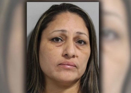 ਅਮਰੀਕਾ ‘ਚ 43 ਸਾਲਾਂ ਔਰਤ ਨੇ ਨਾਬਾਲਗ ਨਾਲ ਬਣਾਏ ਜਿਨਸੀ ਸਬੰਧ