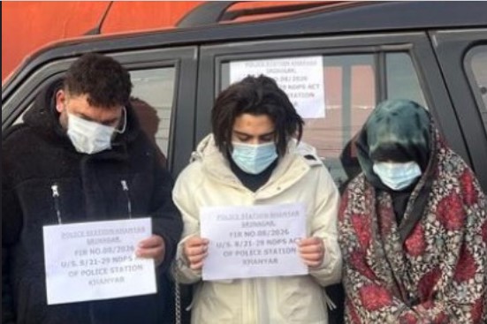 ਨਸ਼ੀਲੇ ਪਦਾਰਥਾਂ ਦੀ ਤਸਕਰੀ ਵਿਚ ਇੱਕੋ ਪਰਿਵਾਰ ਦੇ ਤਿੰਨ ਮੈਂਬਰ ਗ੍ਰਿਫ਼ਤਾਰ