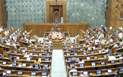 ਹੰਗਾਮਾ ਕਰਨ ਤੇ ਲੋਕ ਸਭਾ ਵਿਚੋਂ 8 ਕਾਂਗਰਸੀ ਸੰਸਦ ਮੈਂਬਰ ਮੁਅੱਤਲ