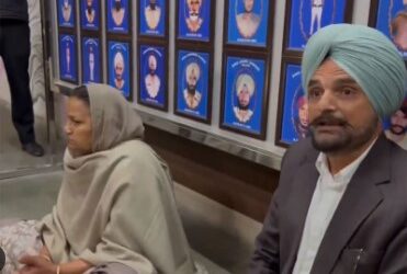 ਪੁਲਸ ਨੇ ਕੀਤਾ ਮੂਸੇਵਾਲਾ ਦੇ ਮਾਪਿਆਂ ਦੇ ਬਿਆਨਾਂ ਦੇ ਆਧਾਰ ਤੇ ਤਿੰਨ ਵਿਰੁੱਧ ਕੇਸ ਦਰਜ