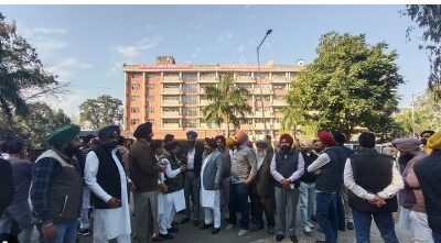 ਅਕਾਲੀ ਦਲ ਨੇ ਠੋਕਿਆ ਡੀ. ਜੀ. ਪੀ. ਦਫ਼ਤਰ ਬਾਹਰ ਧਰਨਾ