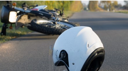 ਚਾਈਨਾ ਡੋਰ ਨਾਲ ਬਾਈਕ ਸਵਾਰ ਦਾ ਗਲਾ ਵੱਢਿਆ ਗਿਆ ਤੇ ਪਤਨੀ ਦਾ ਪੈਰ ਟੁੱਟਿਆ