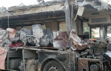 ਬੱਸ ਅਤੇ ਟਰਾਲੇ ਦੀ ਟੱਕਰ ਕਾਰਨ 5 ਲੋਕਾਂ ਦੀ ਮੌਤ ਕਈ ਜ਼ਖ਼ਮੀ