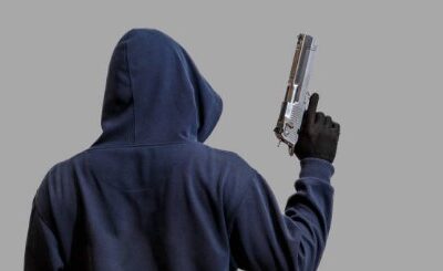 ਸਕੂਟਰੀ ਸਵਾਰ ਨੇ ਨੌਜਵਾਨ ਤੇ ਗੋਲੀਆਂ ਚਲਾ ਕੇ ਕੀਤਾ ਗੰਭੀਰ ਜ਼ਖ਼ਮੀ