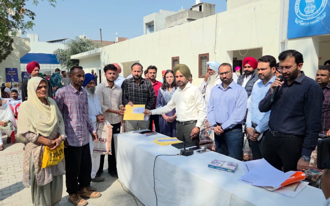 ਮੁੱਖ ਮੰਤਰੀ ਦੇ ਓ. ਐਸ. ਡੀ. ਨੇ ਵੰਡੇ ਮੁਆਵਜ਼ੇ ਦੇ ਮਨਜ਼ੁਰੀ ਪੱਤਰ