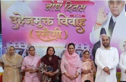 ਡਾਕਟਰ ਨਵਜੋਤ ਕੌਰ ਸਿੱਧੂ ਨੇ ਕੀਤੀ ਸੰਤ ਰਾਮਪਾਲ ਦੇ ਆਸ਼ਰਮ ਵਿਚ ਪਹੁੰਚ