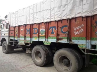 ਅੰਬਾਲਾ ਪੁਲਸ ਨੇ ਟਰੱਕ ਵਿਚੋਂ ਕੀਤੇ ਸ਼ਰਾਬ ਦੇ ਡੱਬੇ ਹੀ ਡੱਬੇ ਬਰਾਮਦ