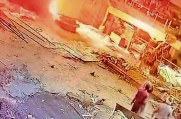 ਫੈਕਟਰੀ ਵਿਚ ਧਮਾਕੇ ਕਾਰਨ ਇਕ ਦੀ ਮੌਤ ਤੇ ਤਿੰਨ ਲੋਕ ਹੋਏ ਗੰਭੀਰ ਜਖਮੀ