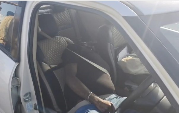 ਭੇਦਭਰੇ ਹਾਲਾਤਾਂ ਵਿਚ ਕਾਰ ਵਿਚ ਮਿਲੀ ਐਕਸਾਈਜ਼ ਇੰਸਪੈਕਟਰ ਦੀ ਲਾਸ਼