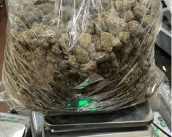 ਅੰਮ੍ਰਿਤਸਰ ਹਵਾਈ ਅੱਡੇ ‘ਤੇ ਯਾਤਰੀ ਨੂੰ ਕਸਟਮ ਵਿਭਾਗ ਨੇ ਕੀਤਾ ਗਾਂਜੇ ਸਮੇਤ ਗ੍ਰਿਫ਼ਤਾਰ