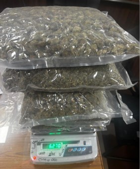 ਅੰਮ੍ਰਿਤਸਰ ਹਵਾਈ ਅੱਡੇ `ਤੇ ਕਸਟਮ ਨੇ ਪਕੜਿਆ ਕਰੋੜਾਂ ਰੁਪਏ ਦਾ ਗਾਂਜਾ