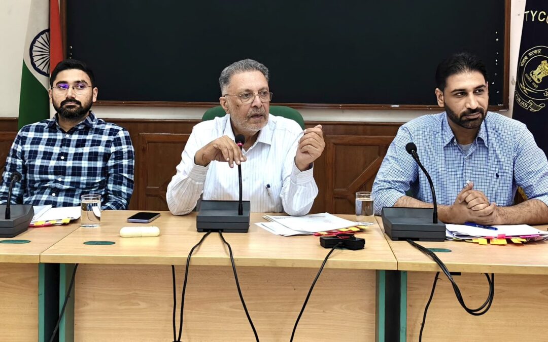 ਪੰਜਾਬ ਵਾਸੀ ਮੁੱਖ ਮੰਤਰੀ ਸਿਹਤ ਕਾਰਡ ਲਾਜਮੀ ਬਣਵਾਉਣ : ਡਾ. ਬਲਬੀਰ ਸਿੰਘ