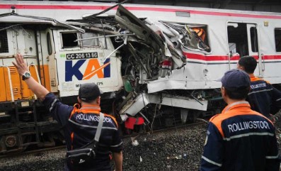 ਦੋ ਰੇਲ ਗੱਡੀਆਂ ਦੇ ਆਪਸ ਵਿਚ ਟਕਰਾਉਣ ਕਾਰਨ ਹੋਈਆਂ ਮੌਤਾਂ ਹੀ ਮੌਤਾਂ