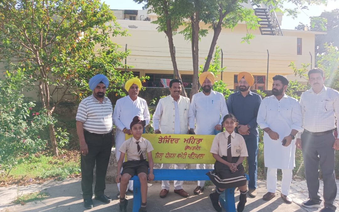 ਤੇਜਿੰਦਰ ਮਹਿਤਾ ਵੱਲੋਂ ਸ਼ਹਿਰ ਨੂੰ 100 ਬੈਂਚ ਤੇ 200 ਟ੍ਰੀ ਗਾਰਡ ਸਮਰਪਿਤ