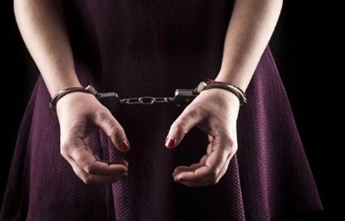 ਪ੍ਰੇਮੀ ਦੀ ਹੋਣ ਵਾਲੀ ਲਾੜੀ `ਤੇ ਤੇਜ਼ਾਬ ਨਾਲ ਹਮਲਾ ਕਰਨ ਵਾਲੀ ਗ੍ਰਿਫ਼ਤਾਰ