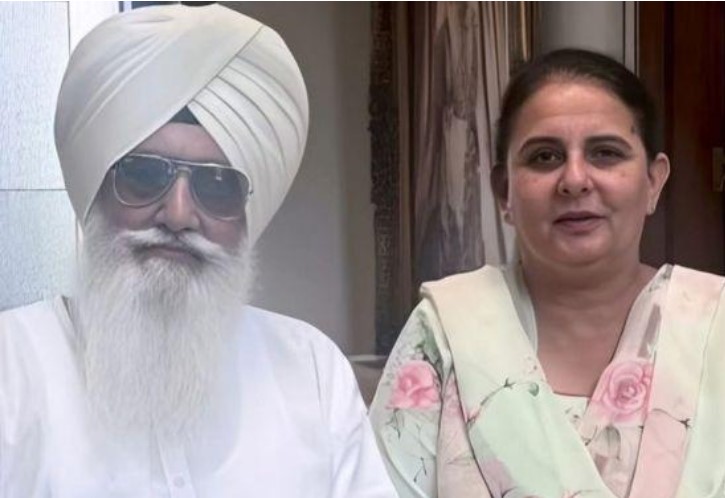 ਡੇਰਾ ਬਿਆਸ ਮੁਖੀ ਬਾਬਾ ਗੁਰਿੰਦਰ ਸਿੰਘ ਢਿੱਲੋ ਪਹੁੰਚੇ ਕੈਪਟਨ ਅਮਰਿੰਦਰ ਦੇ ਘਰ