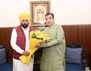 ਕੇਂਦਰ ਨੇ ਦਿੱਤਾ ਹੈ ਲਟਕ ਰਹੇ ਪ੍ਰਾਜੈਕਟਾਂ ਨੂੰ ਪੂਰਾ ਕਰਨ ਦਾ ਭਰੋਸਾ : ਮੁੱਖ ਮੰਤਰੀ