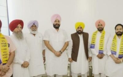 ਕਾਂਗਰਸੀ ਆਗੂਆਂ ਨੇ ਆਮ ਆਦਮੀ ਪਾਰਟੀ ਵਿਚ ਕੀਤੀ ਸਾਥੀਆਂ ਸਮੇਤ ਸ਼ਮੂਲੀਅਤ
