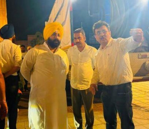 ਲੋਕਲ ਬਾਡੀ ਮੰਤਰੀ ਬੈਂਸ ਨੇ ਅੱਧੀ ਰਾਤ ਨੂੰ ਲਿਆ ਸਫਾਈ ਮੁਹਿੰਮ ਦਾ ਜਾਇਜ਼ਾ