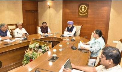 ਮੰਗ ਪੱਤਰ ਭੇਜ ਕੇ ਕੀਤੀ ਗਈ ਵਿਸ਼ੇਸ਼ ਰੇਲ ਗੱਡੀਆਂ ਚਲਾਉਣ ਦੀ ਮੰਗ