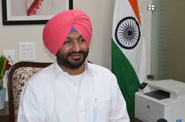 ਰਵਨੀਤ ਬਿੱਟੂ ਪੰਜਾਬ ਰਾਜ ਅਨੁਸੂਚਿਤ ਜਾਤੀ ਕਮਿਸ਼ਨ ਅੱਗੇ ਹੋਏ ਪੇਸ਼