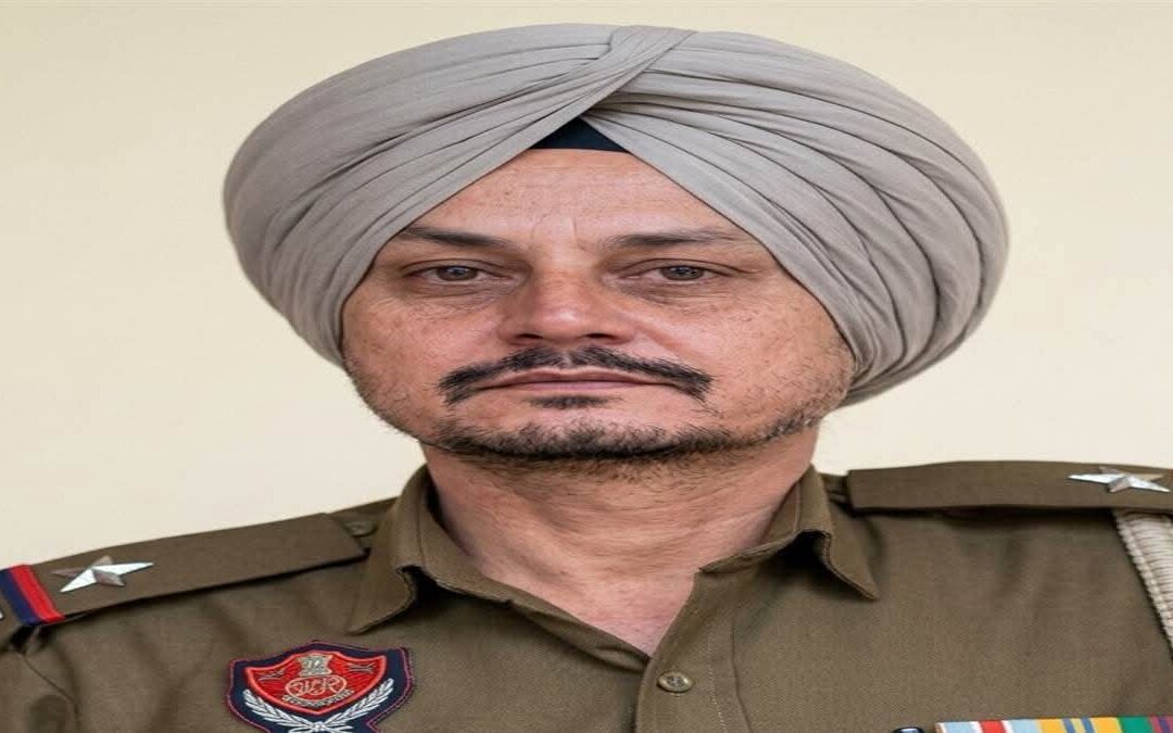 ਪੱਟੀ ਕੋਰਟ ਕੰਪਲੈਕਸ `ਚ ਤਾਇਨਾਤ ਏ. ਐਸ. ਆਈ. ਨੇ ਖੁਦ ਨੂੰ ਮਾਰੀ ਗੋਲੀ