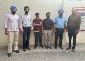 ਸਹਾਇਕ ਰਜਿਸਟਰਾਰ ਸਹਿਕਾਰੀ ਸਭਾਵਾਂ 1 ਲੱਖ ਰੁਪਏ ਰਿਸ਼ਵਤ ਲੈਂਦਾ ਕਾਬੂ
