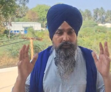 ਕਿਸਾਨ ਆਗੂਆਂ ਦਾ ਵਫਦ ਪੁਲਸ ਅਧਿਕਾਰੀਆਂ ਨਾਲ ਗੱਲਬਾਤ ਲਈ ਪਹੁੰਚਿਆ