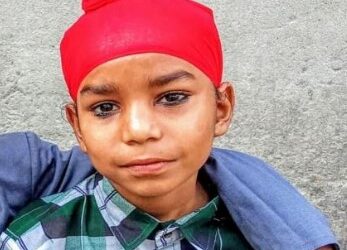 ਪਿੰਡ ਬਖੋਰਾ ਖੁਰਦ ’ਚ ਸੈਰ ਕਰਦੇ ਬੱਚਿਆਂ ਨੂੰ ਕਾਰ ਚਾਲਕ ਨੇ ਕੁਚਲਿਆ