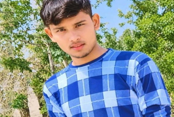 ਫੋਨ ਦੇਣ ਤੋਂ ਇਨਕਾਰ ਕਰਨ `ਤੇ ਦੋਸਤ ਨੂੰ ਸੁੱਟਿਆ ਪਹਾੜੀ `ਤੋਂ ਸੁੱਟਿਆ ਹੇਠਾਂ