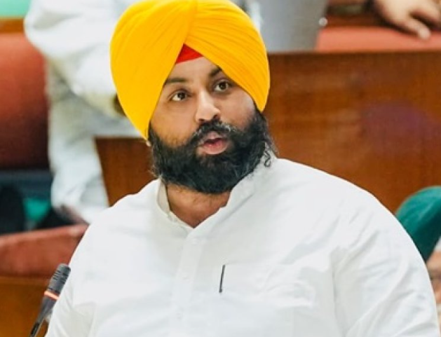 ਸ੍ਰੀ ਕਰਤਾਰਪੁਰ ਸਾਹਿਬ ਲਾਂਘੇ ਨੂੰ ਲੈ ਕੇ ਪਾਕਿ ਸਰਕਾਰ ਨਾਲ ਗੱਲਬਾਤ ਕਰੇ ਕੇਂਦਰ